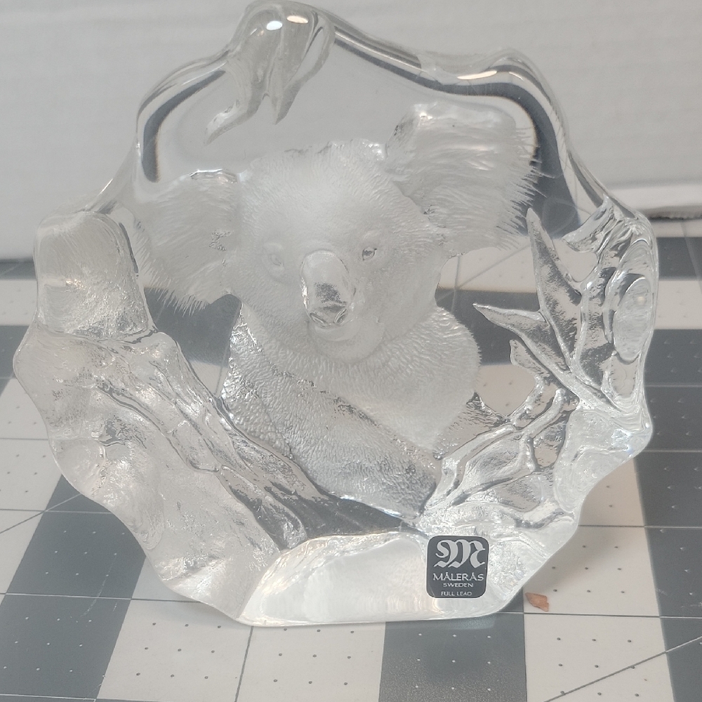 Signed Mats Jonasson Maleras‎ Crystal Koala Art Glass Paperweight Sculpture